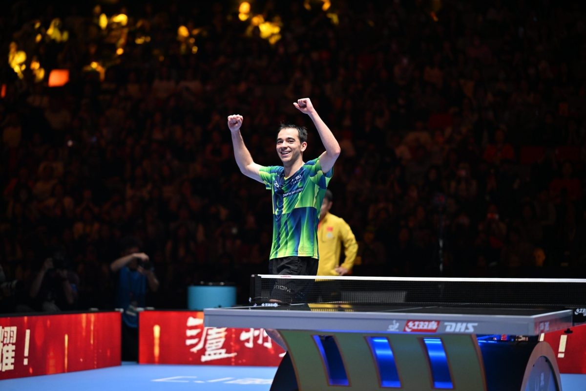Hugo Calderano vai a semifinal e já garante medalha na Copa do Mundo de tênis de mesa