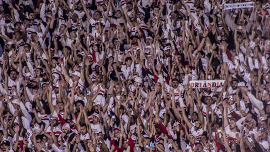 Morre torcedor do São Paulo que sofreu mal súbito durante partida no Morumbis Morre torcedor do São Paulo que sofreu mal súbito durante partida no Morumbis