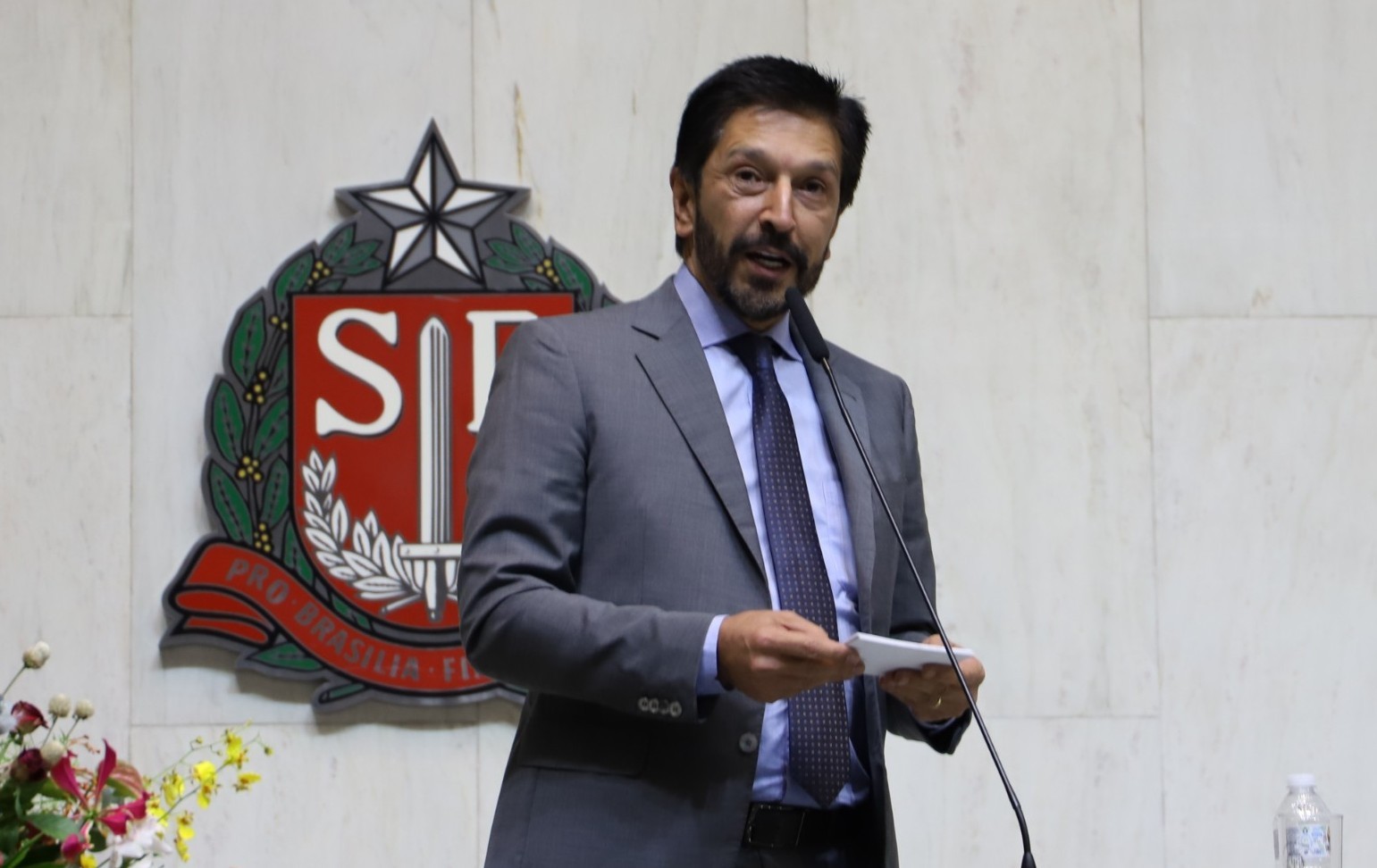 Nunes diz que avalia intervir em companhia de ônibus por suposta infiltração do PCC