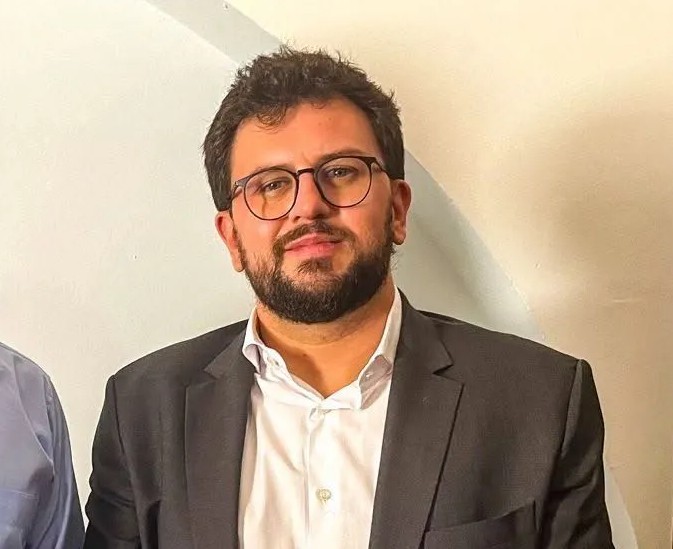 Ex-chefe de gabinete de Lula ganhou estadia de réveillon em pousada de luxo em Paraty (RJ), apontam mensagens