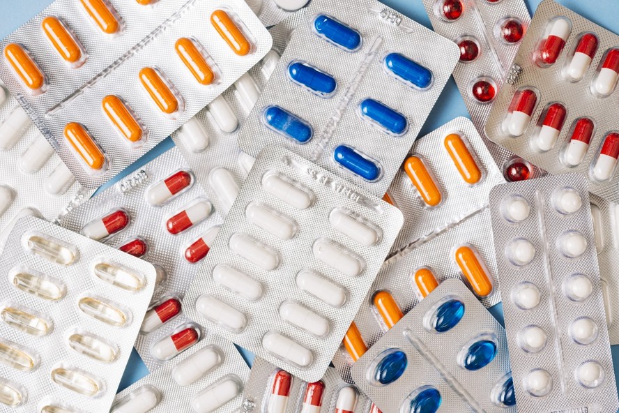 Anvisa aprova projeto-piloto de bula digital para medicamentos. Ser&aacute; o fim  da bula impressa? | Sa&uacute;de | cbn