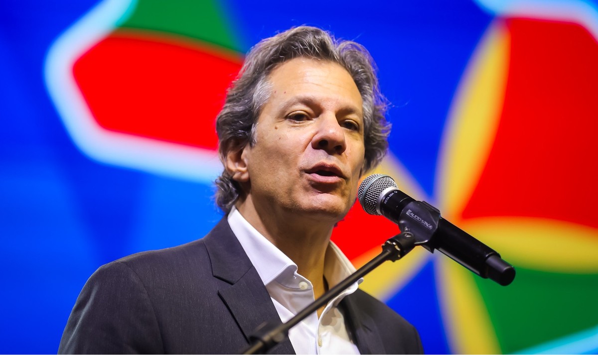 Haddad aposta em novos formatos nas redes para rebater críticas e impulsionar pré-campanha