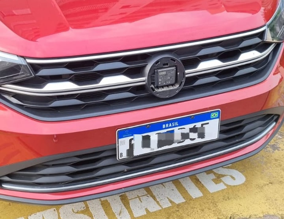 Furtos de emblemas da montadora Volkswagen causam prejuízo de até