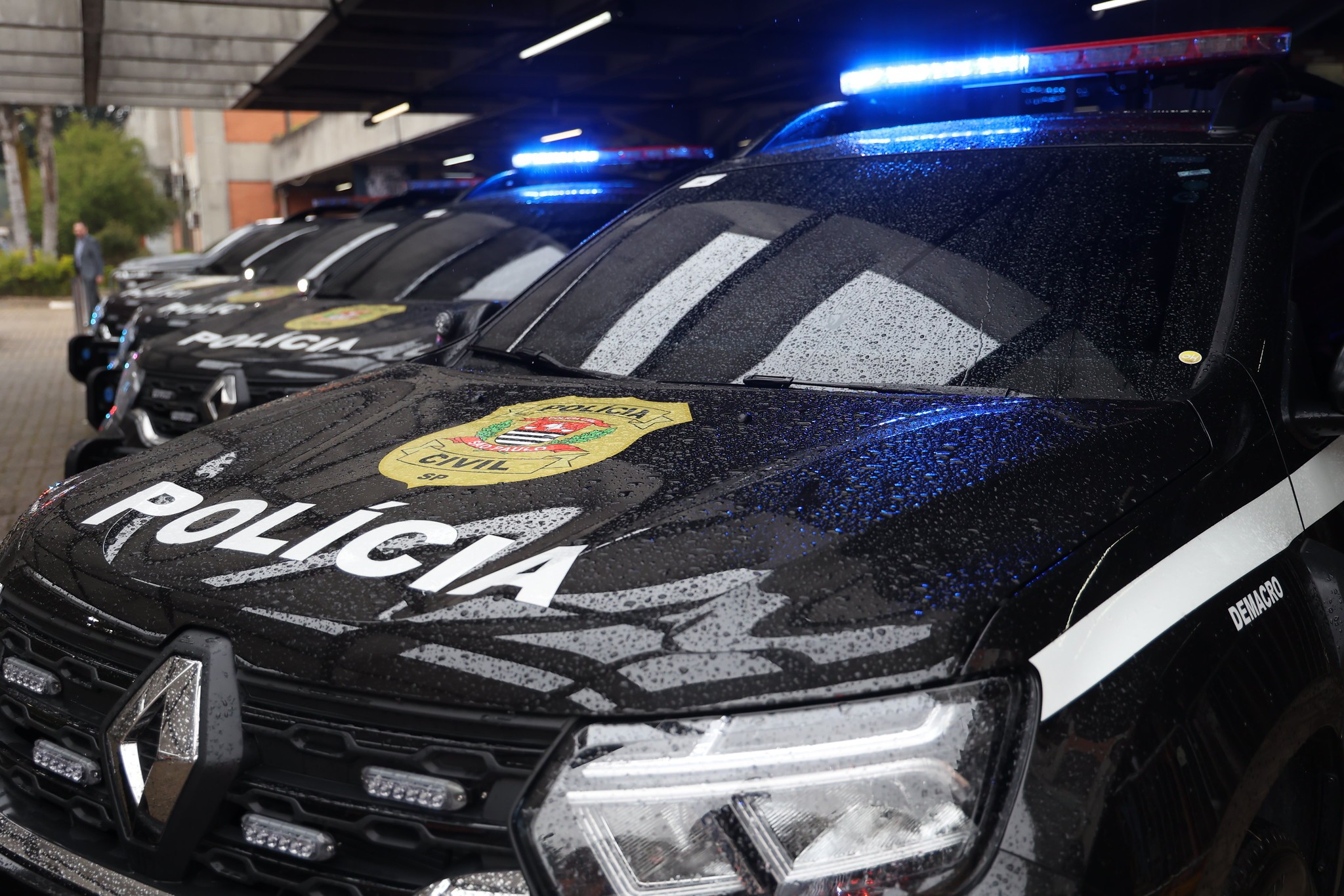 Polícia faz operação contra falsos médicos investigados por ao menos nove mortes em hospital de SP