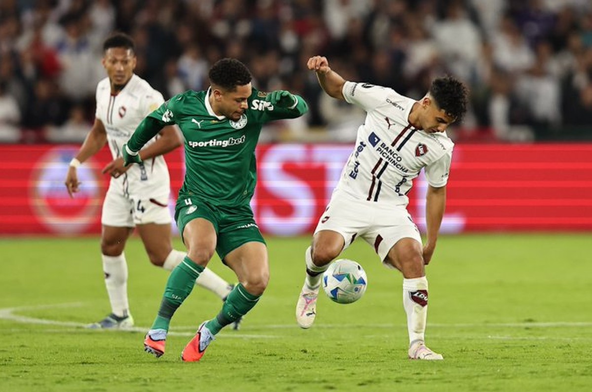 LDU vence o Palmeiras e abre vantagem na semifinal da Libertadores