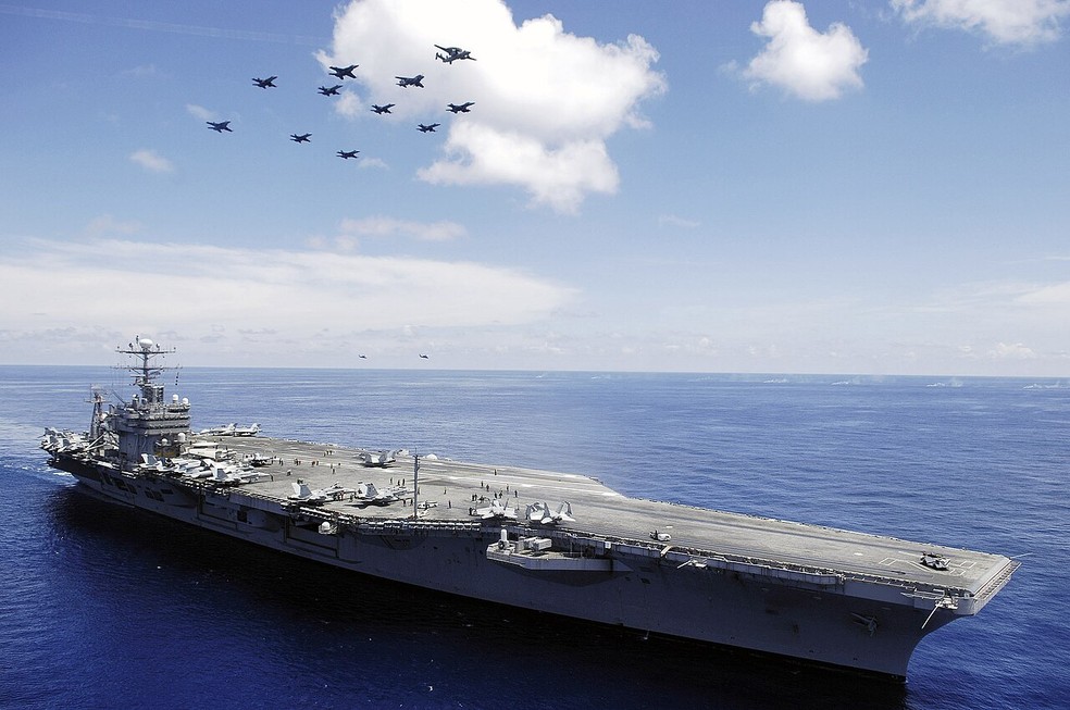 Porta-aviões dos EUA USS Abraham Lincoln. — Foto: Reprodução