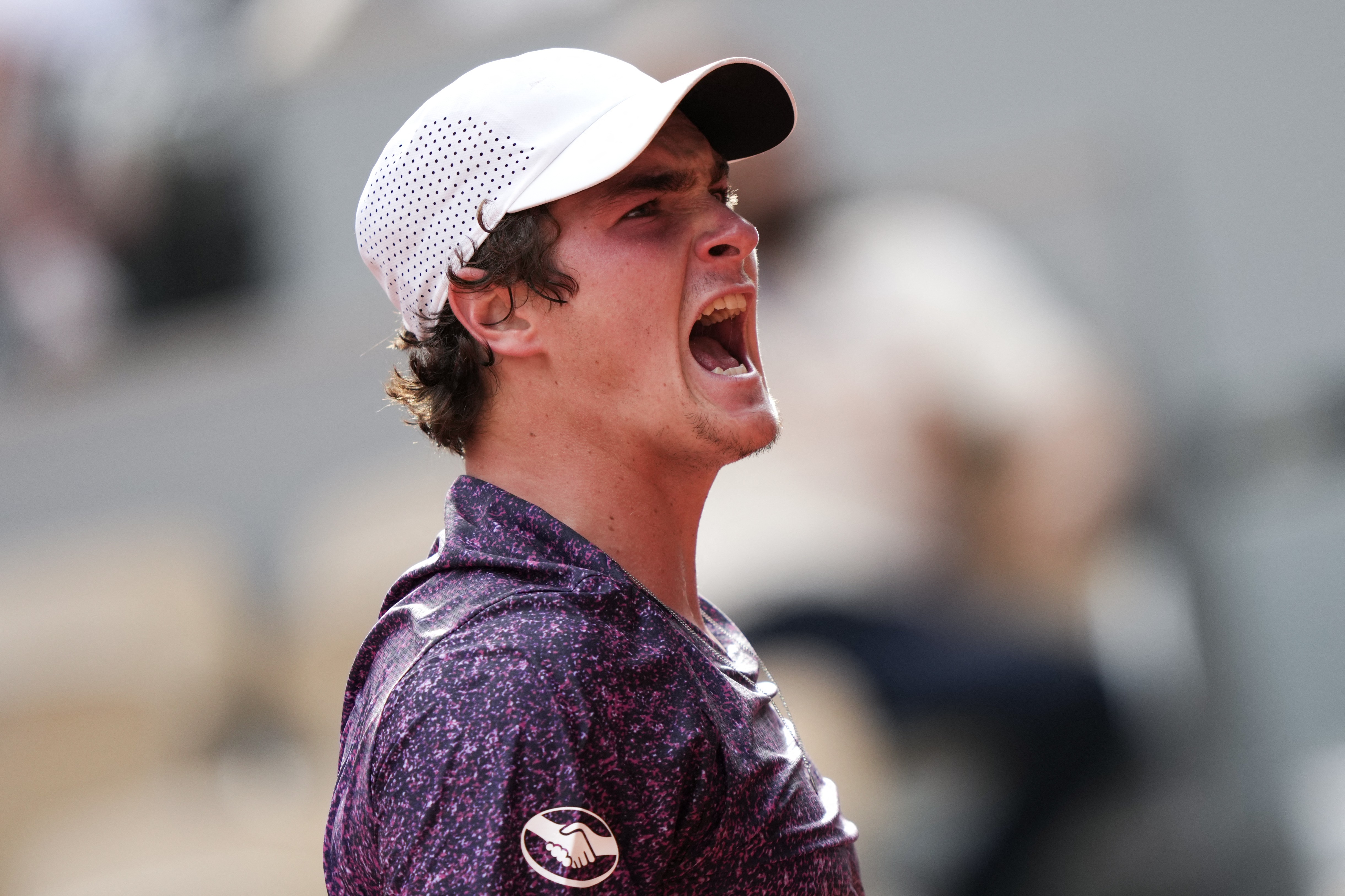 Após vitória épica contra Djokovic, João Fonseca relata emoção: 