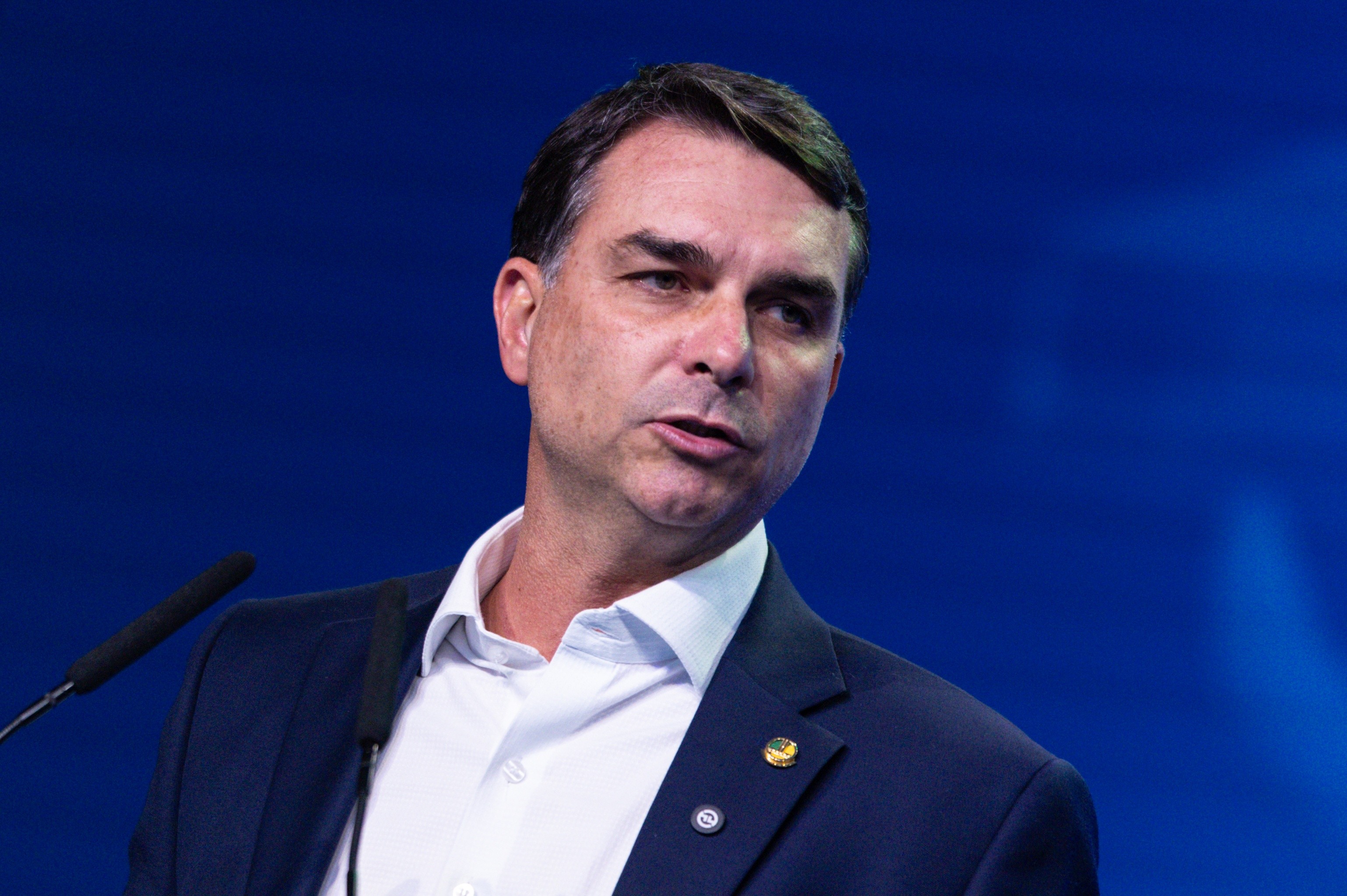 Valdemar Costa Neto diz que ida de Flávio até casa de Vorcaro foi 