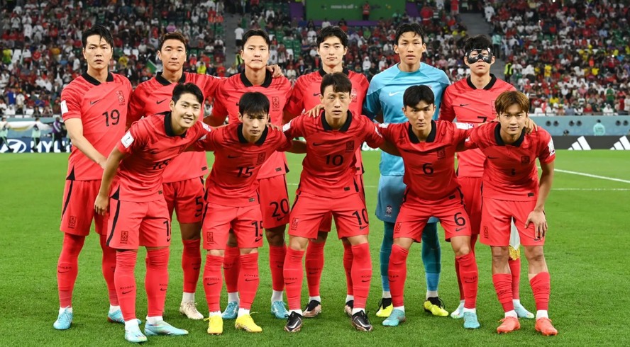 Imagem ilustrativa sobre Busca por seleção sul‑coreana de futebol dispara com amistoso contra Equador