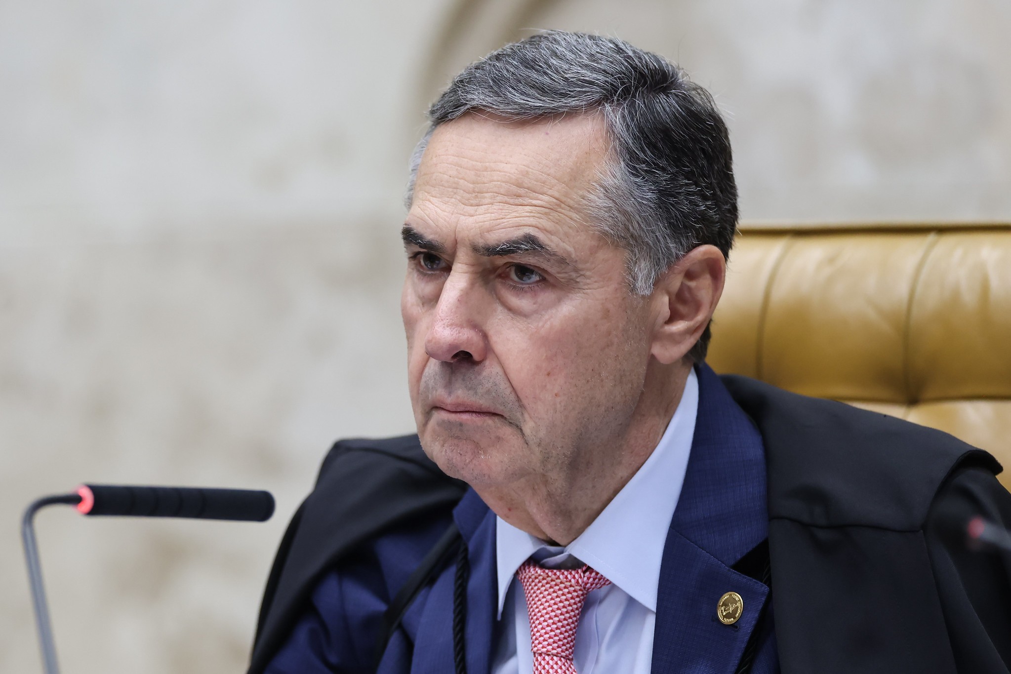 Barroso defende STF e diz que não há decisões favorecendo Banco Master ou Vorcaro