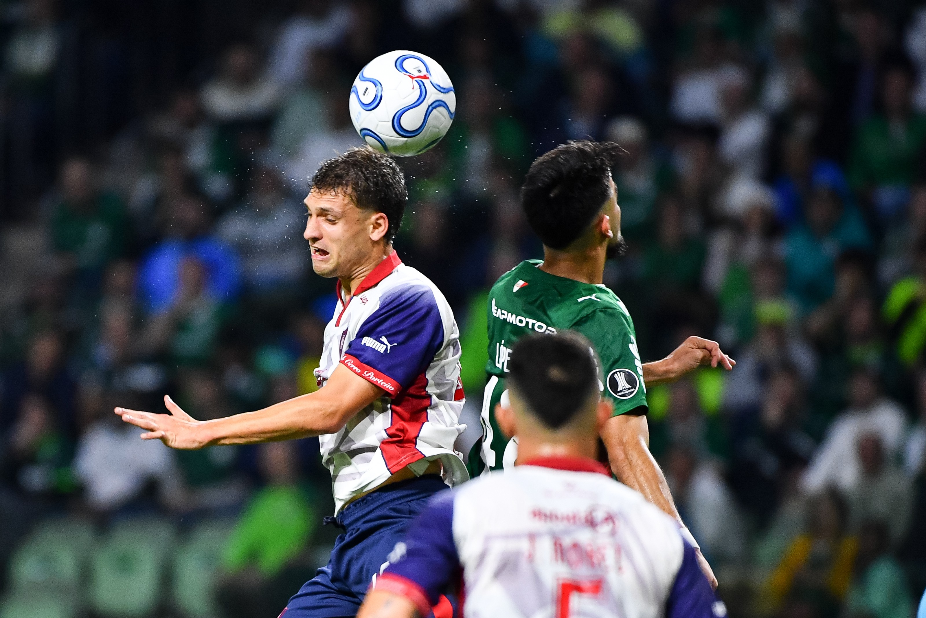 Palmeiras perde para o Cerro Porteño em casa e se complica na Libertadores