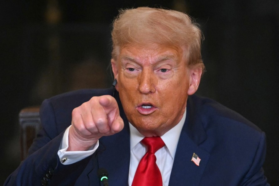 Trump diz que está 'considerando' reclassificar a maconha como uma droga menos perigosa | Mundo | cbn