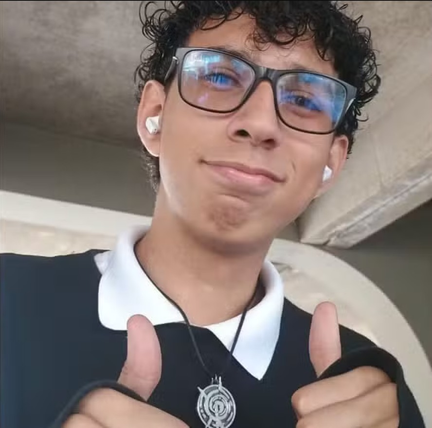Estudante é morto ao tentar proteger colega durante tentativa de ...