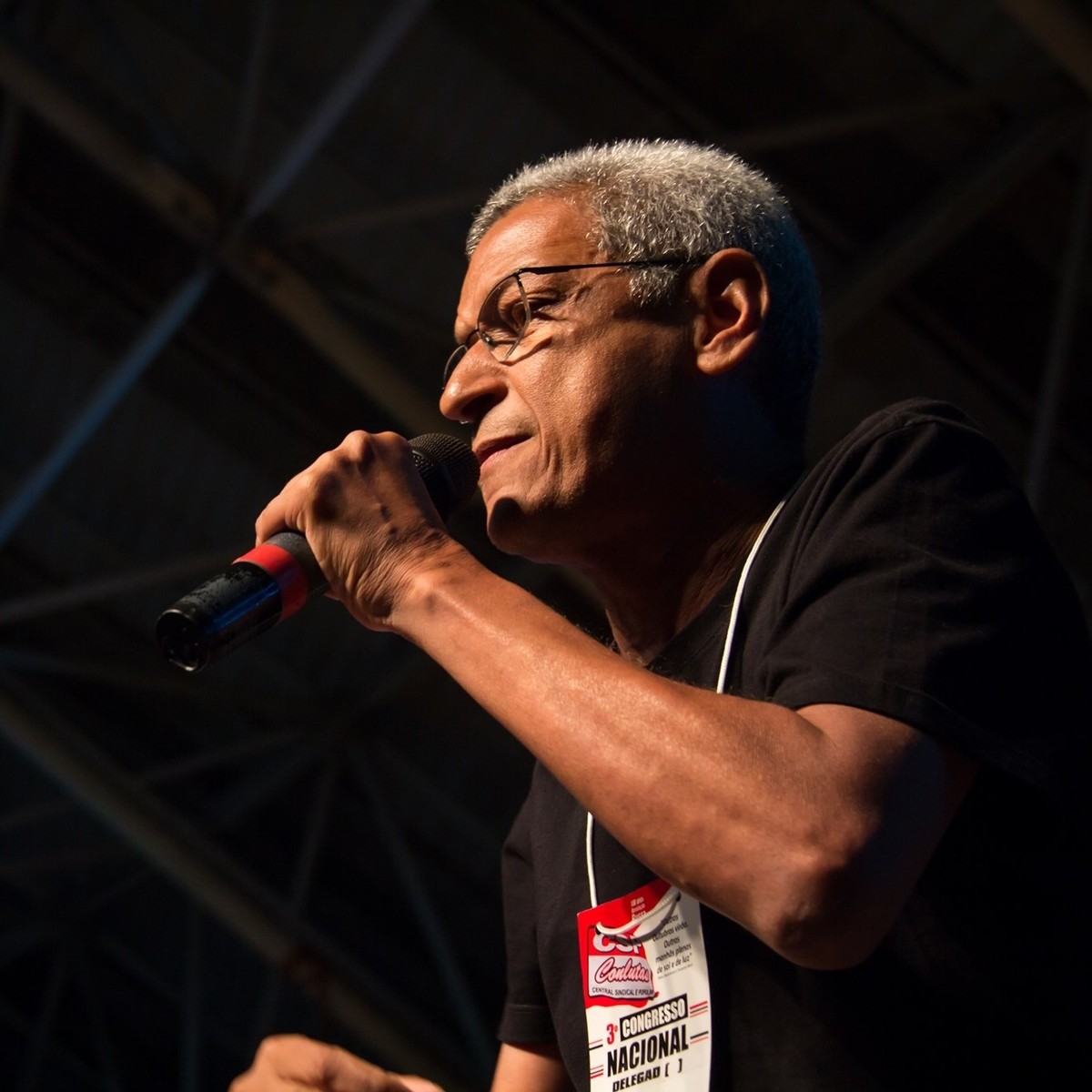 Cyro Garcia defende a estatização do sistema de transportes e de todos ...