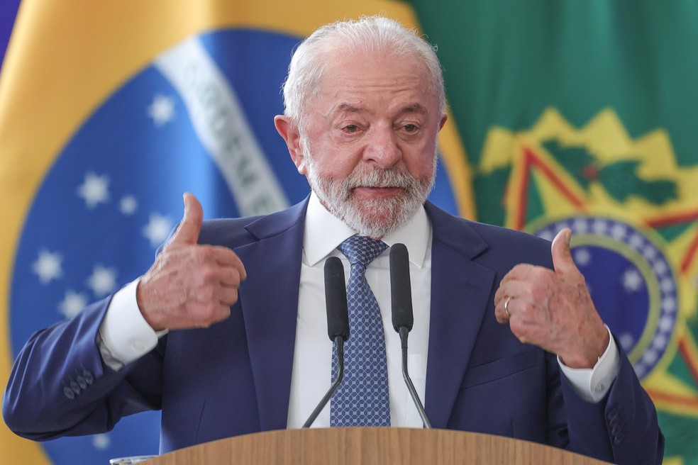 Lula assina MP que zera tributação da 'taxa das blusinhas' — Foto: Marcelo Camargo/Agência Brasil