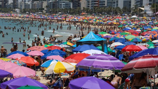 Prefeitura do Rio antecipa Plano Verão diante de previsão de calor extremo e chuvas intensas