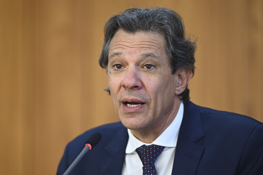 Haddad marca pronunciamento na TV em meio a discussões sobre corte de ...
