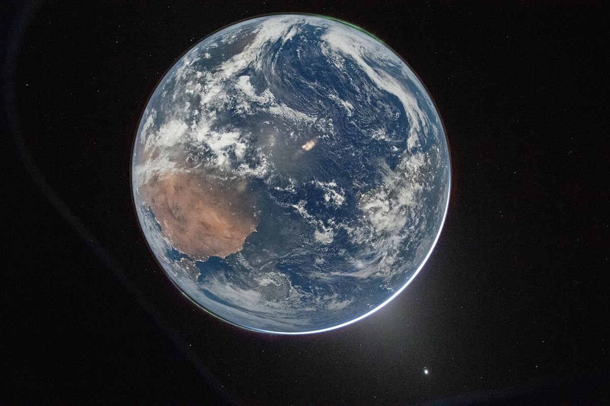 NASA revela imagens impressionantes da Terra da missão Artemis II