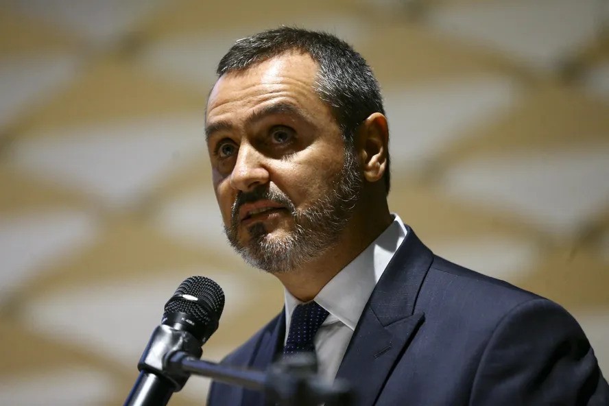 Andrei Passos, diretor-geral da PF, é mencionado em conversas de Vorcaro - QTU Questões do Universo
