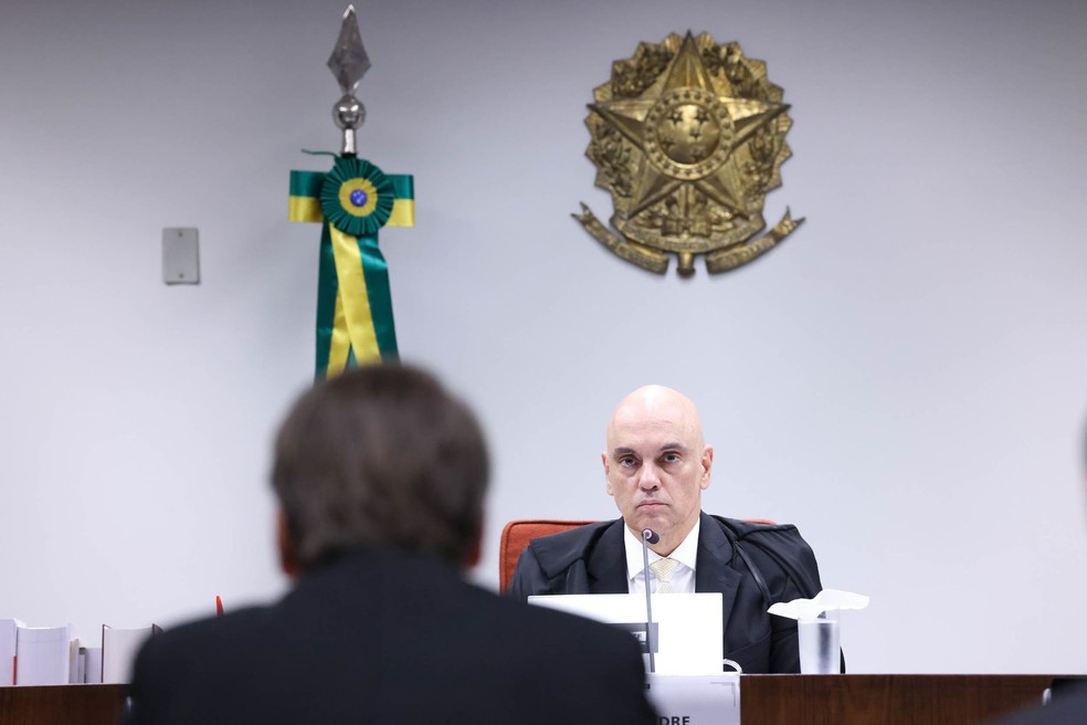 Alexandre de Moraes interroga Jair Bolsonaro sobre trama golpista &mdash; Foto: Antonio Augusto/STF