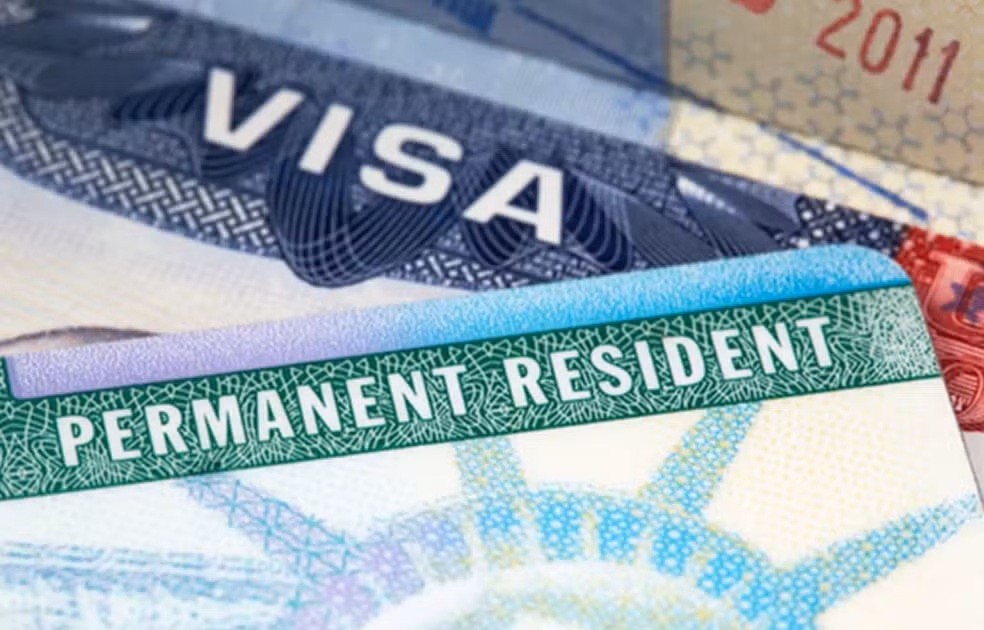 EUA suspendem agendamento de entrevistas para vistos de imigrantes em todo o mundo - QTU Questões do Universo