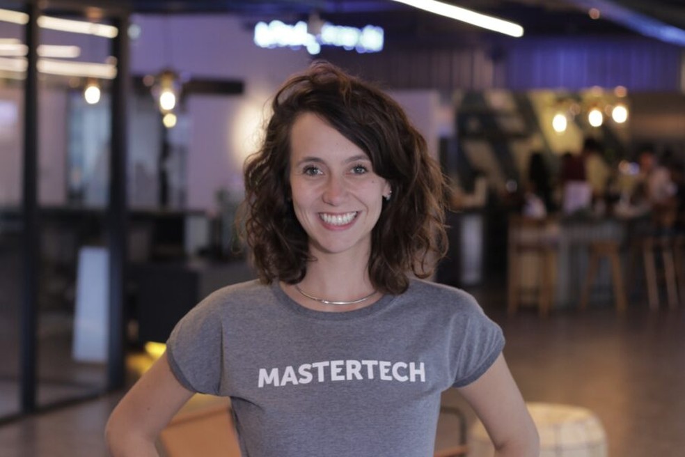 Camila Achutti foi a primeira latino-americana a receber o pr&ecirc;mio Women of Vision &mdash; Foto: Reprodu&ccedil;&atilde;o