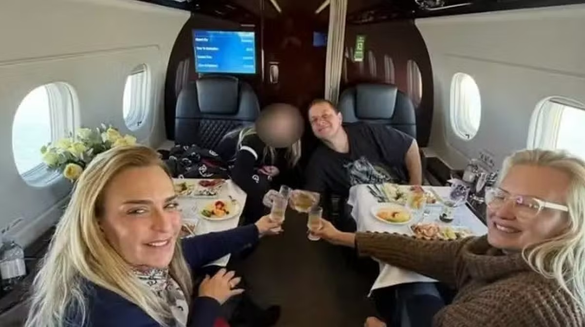 PF encontra fotos de viagens de Lulinha ao lado da lobista Roberta ...